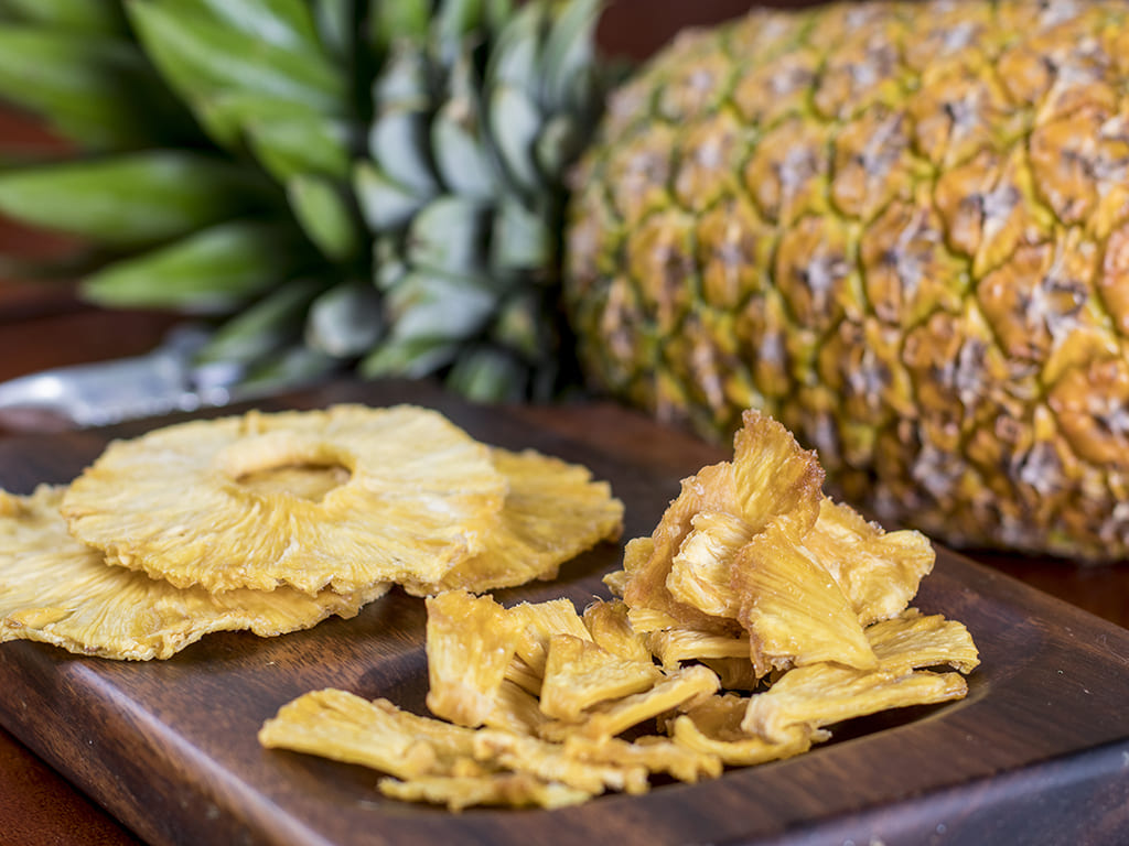 Piña deshidratada