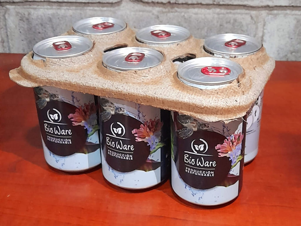Sujetadores para latas de bebidas