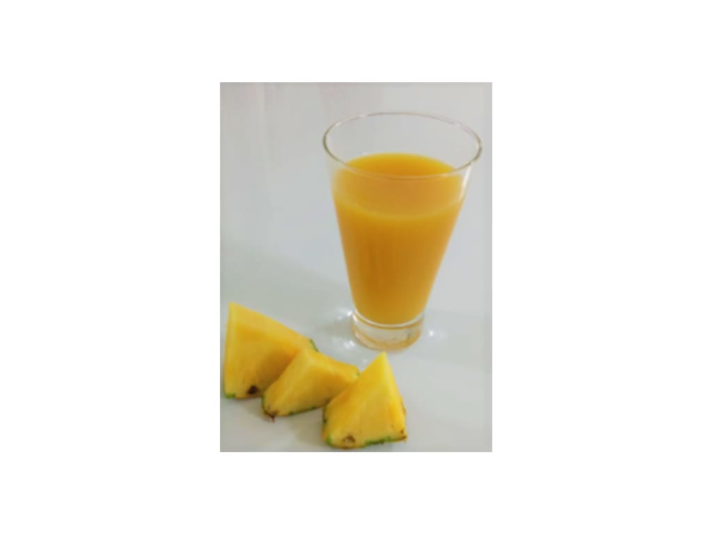JUGO DE PIÑA