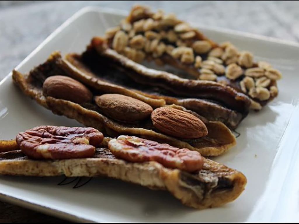 Bananos deshidratados con nueces y granola